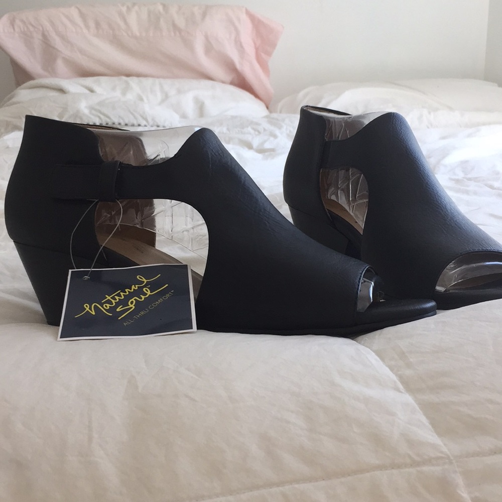 Natural Soul Daya Black Smooth Comfort Booties